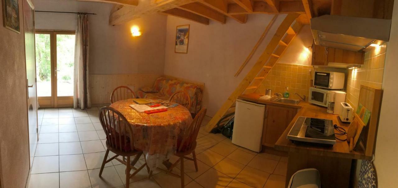 Ferrieres Moulin De Record别墅 外观 照片